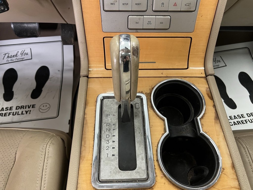 Used 2008 Lincoln Navigator L 4WD image 13