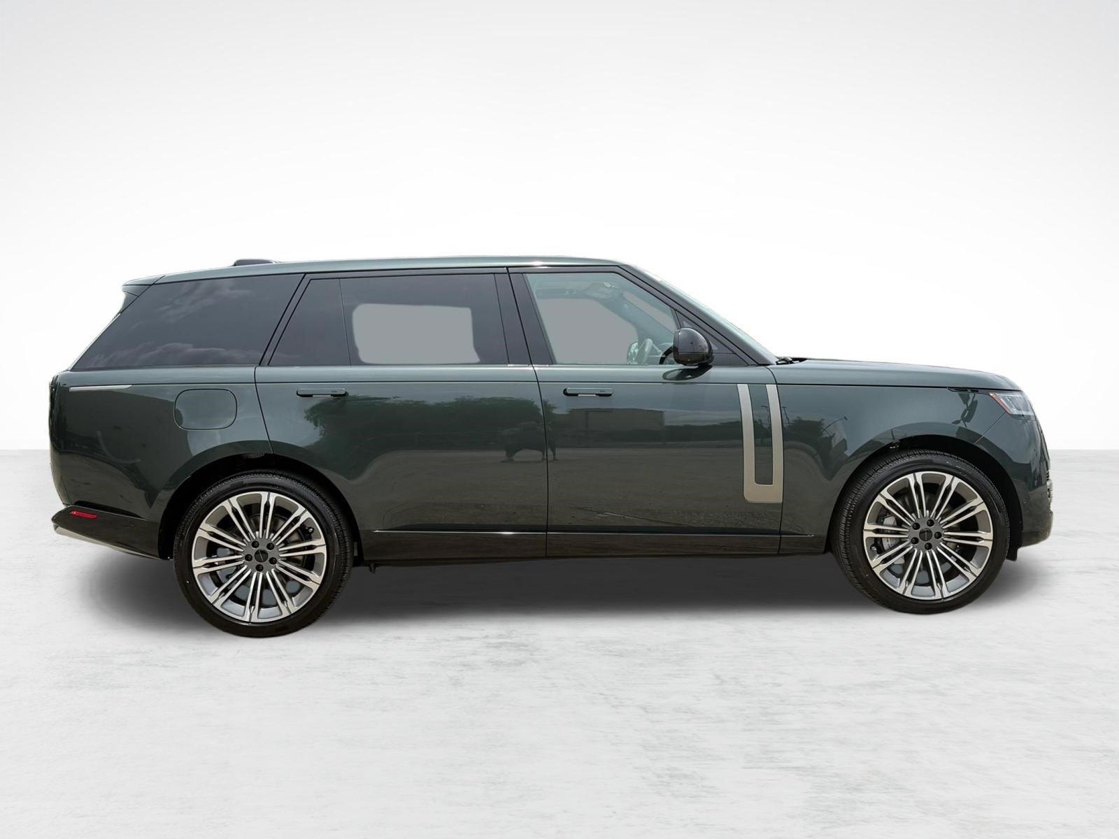 New 2026 Land Rover Range Rover Long Wheelbase SE AWD/4WD image 8