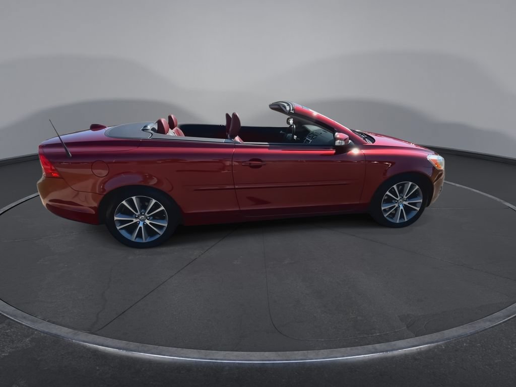 Used 2011 Volvo C70 T5 FWD image 9