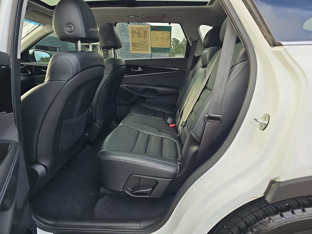 Used 2019 Kia Sorento EX w/ EX Touring Package image 18
