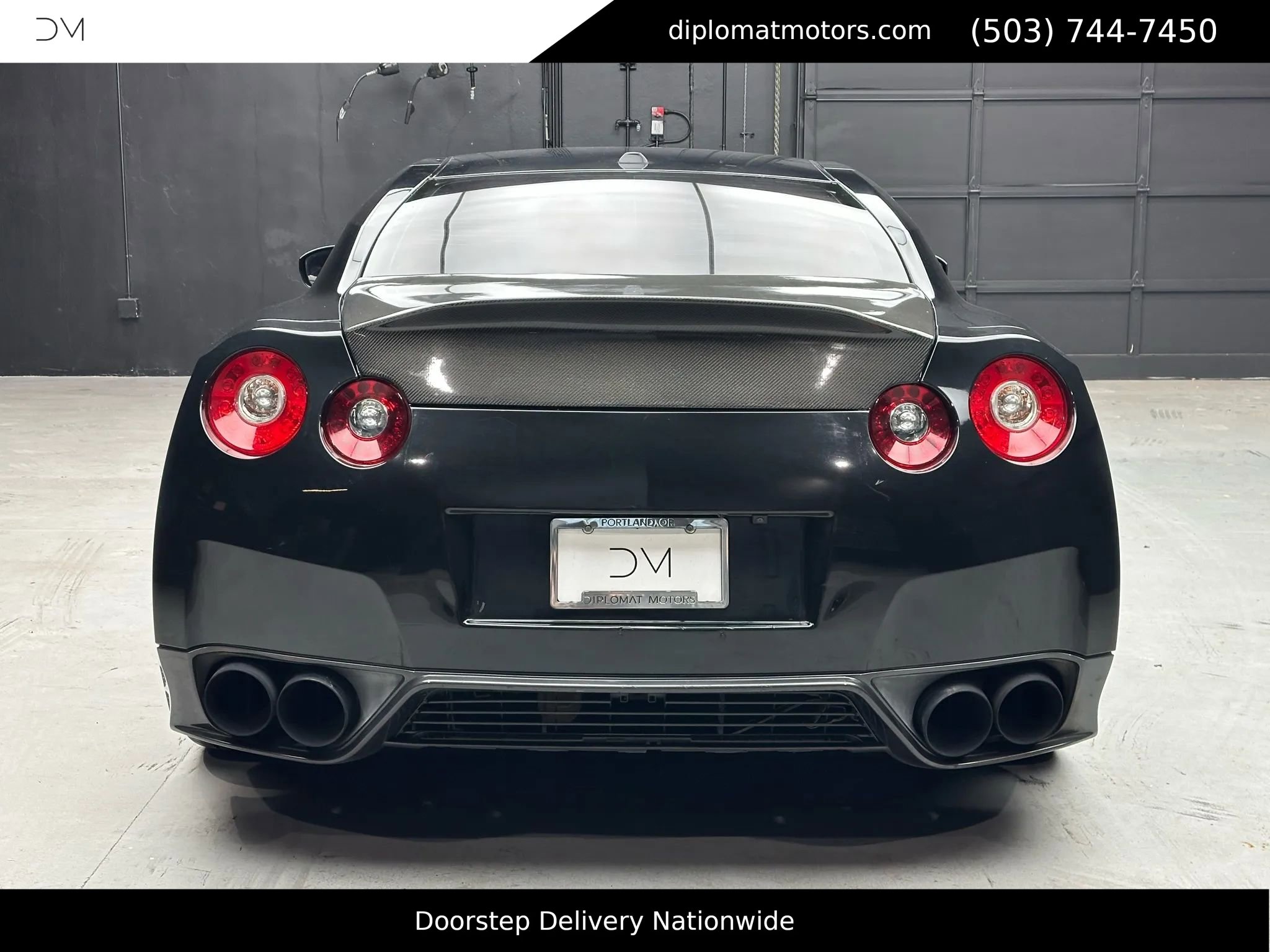 Used 2013 Nissan GT-R Black Edition AWD/4WD image 6