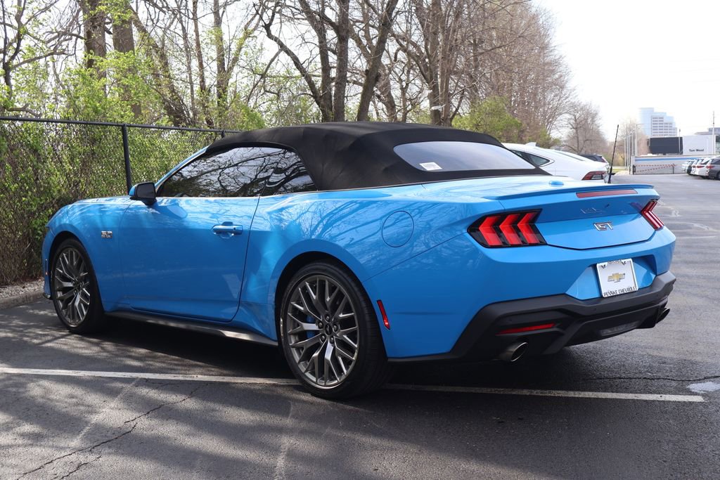 Used 2024 Ford Mustang GT Premium image 7