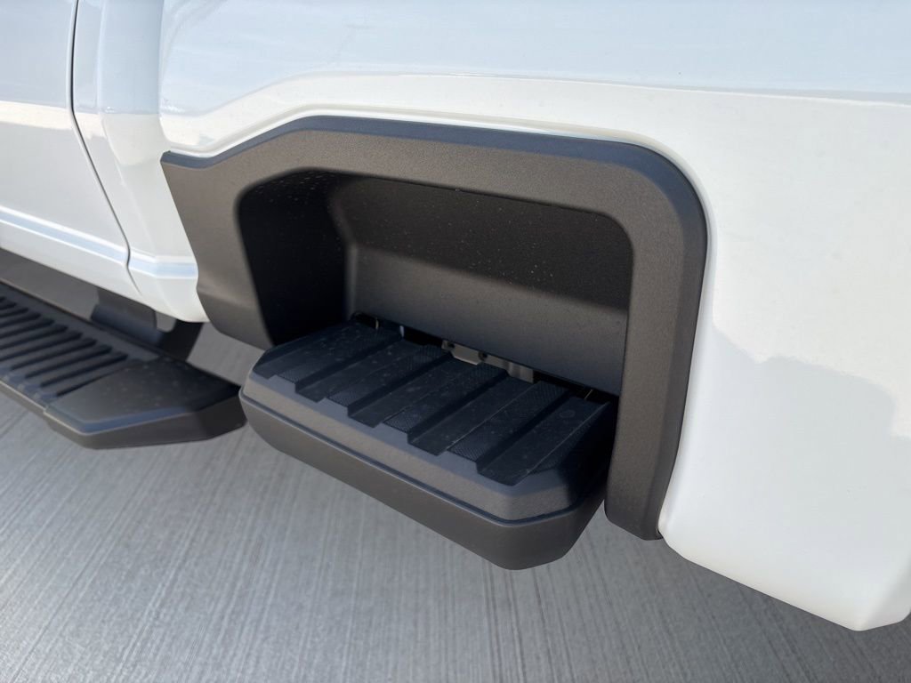 New 2026 Ford F250 Lariat w/ Lariat Premium Package image 13