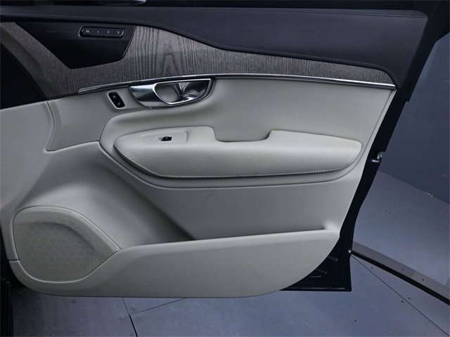 Used 2021 Volvo XC90 T6 Inscription w/ Advanced Package image 32