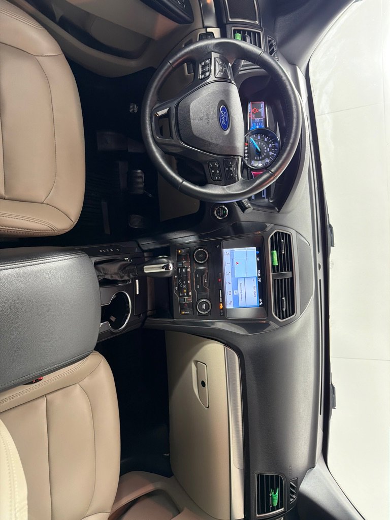 Used 2019 Ford Explorer XLT w/ Equipment Group 202A FWD image 27