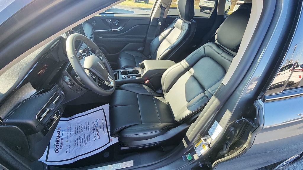 New 2026 Lincoln Corsair Reserve image 15