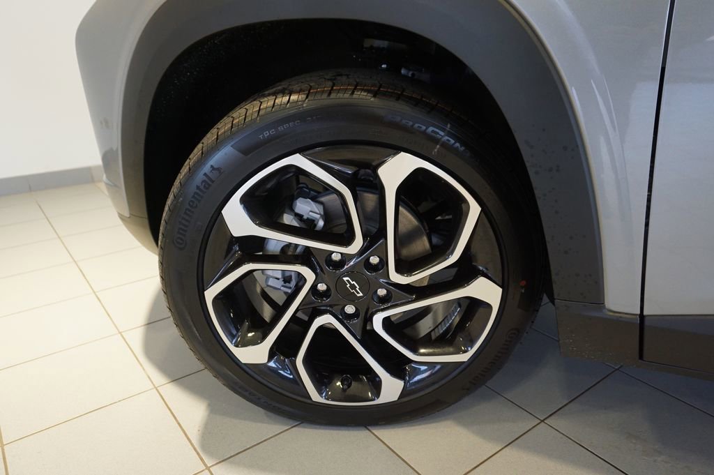 New 2026 Chevrolet Trax RS w/ Sunroof Package image 28