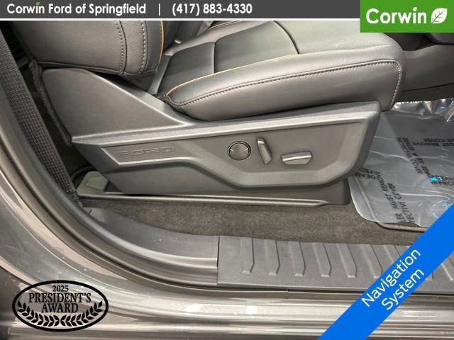 New 2026 Ford F250 Lariat w/ Lariat Ultimate Package AWD/4WD image 13