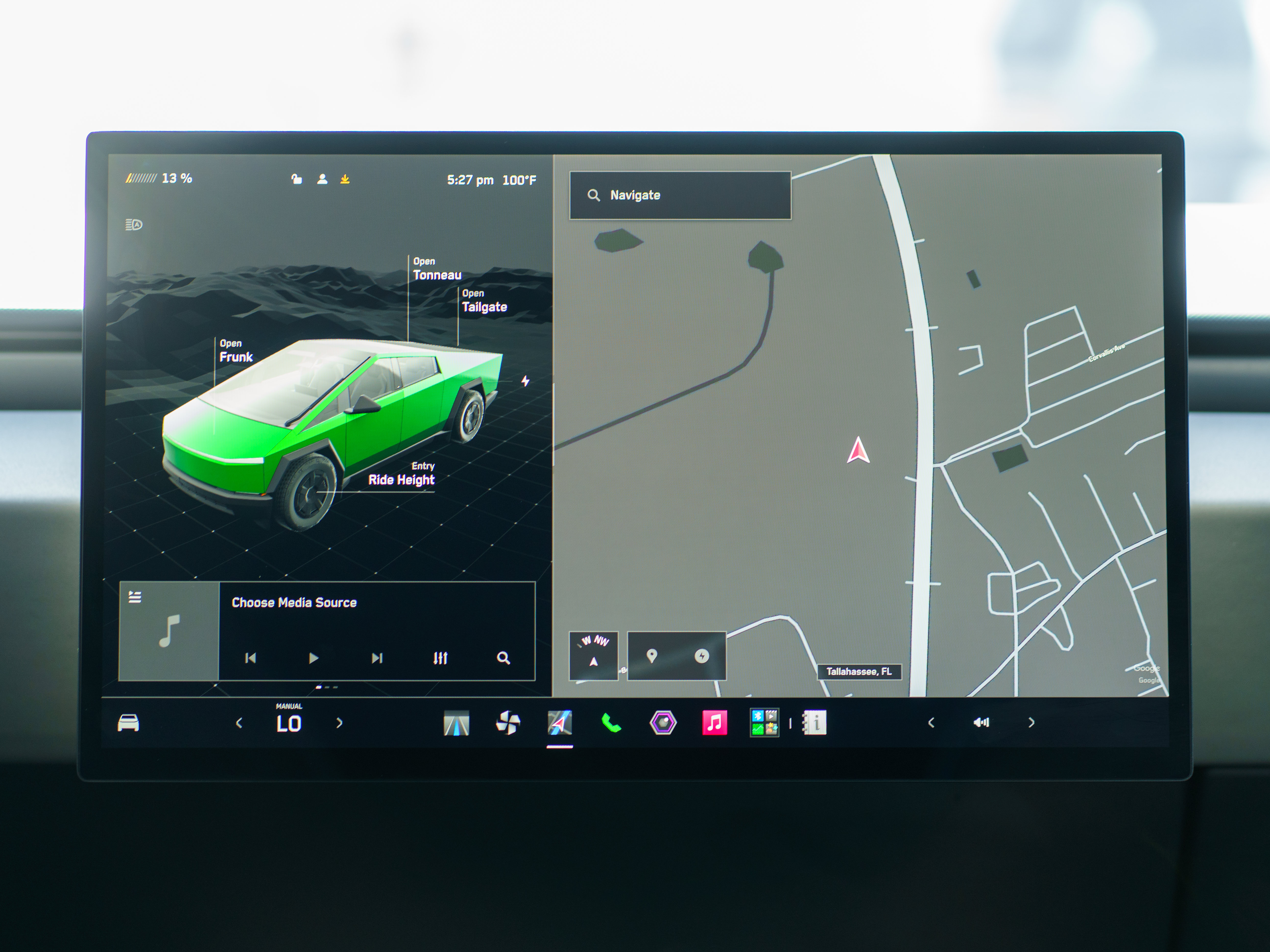 Used 2025 Tesla Cybertruck AWD Crew Cab image 28