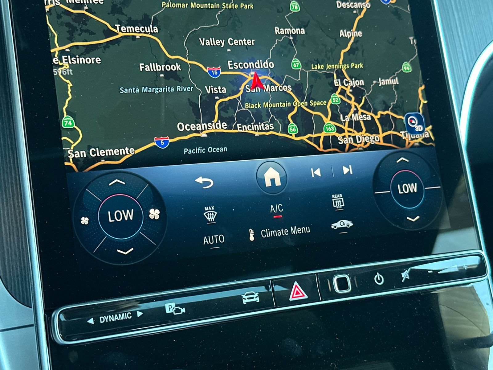 New 2026 Mercedes-Benz CLE 300 4MATIC Coupe image 21