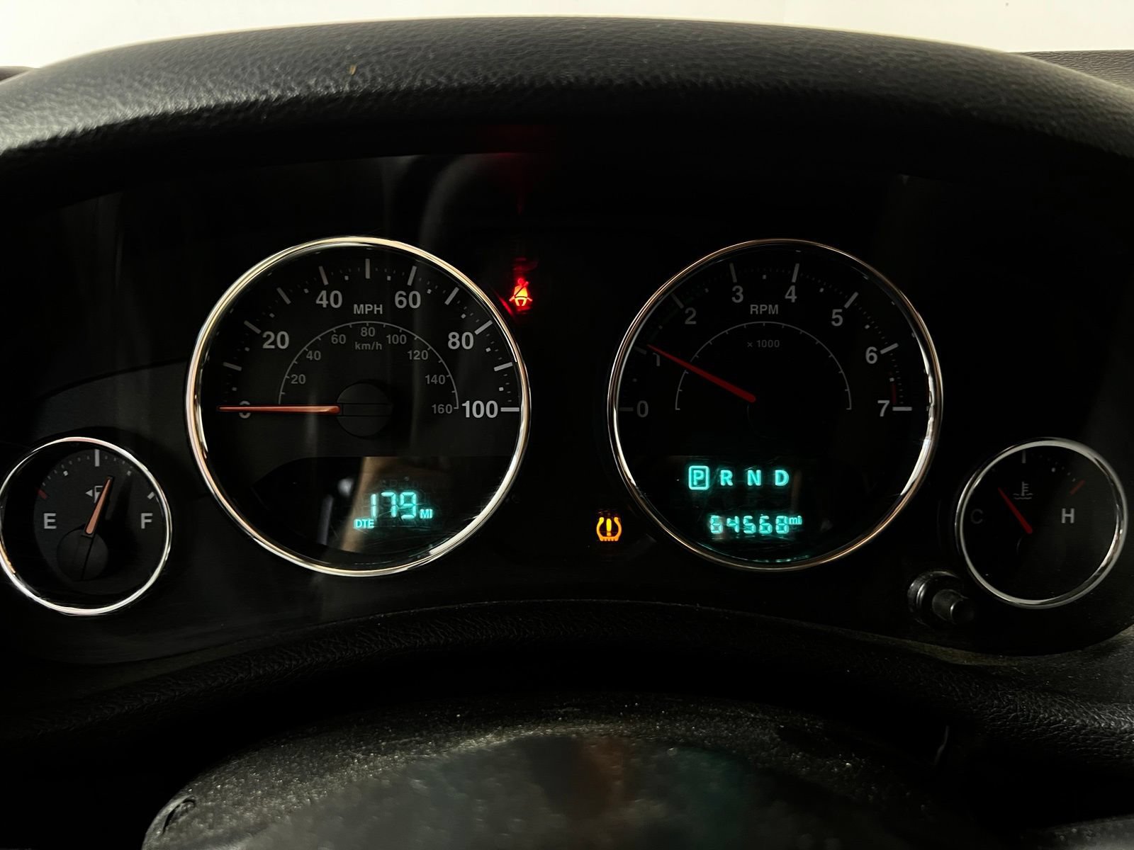 Used 2018 Jeep Wrangler Unlimited Sahara AWD/4WD image 10