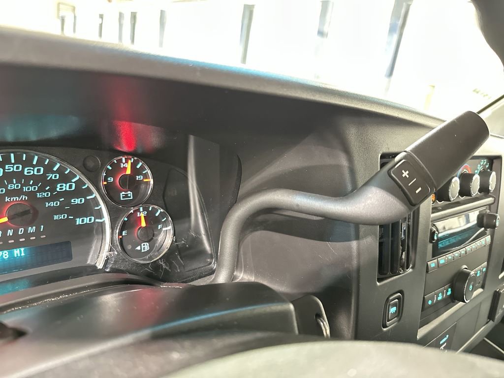 Used 2024 GMC Savana 2500 w/ Driver Convenience Package image 20