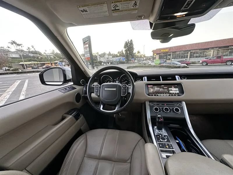 Used 2017 Land Rover Range Rover Sport SE AWD/4WD image 26