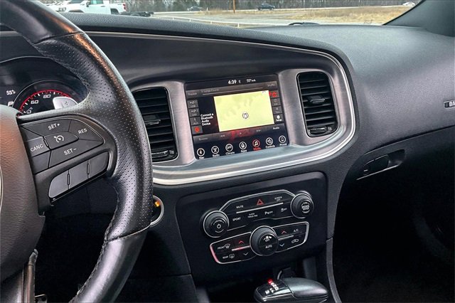 Used 2017 Dodge Charger R/T image 9
