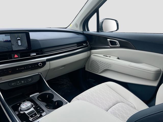 New 2026 Kia Carnival SX w/ SX Dark Edition Package FWD image 24