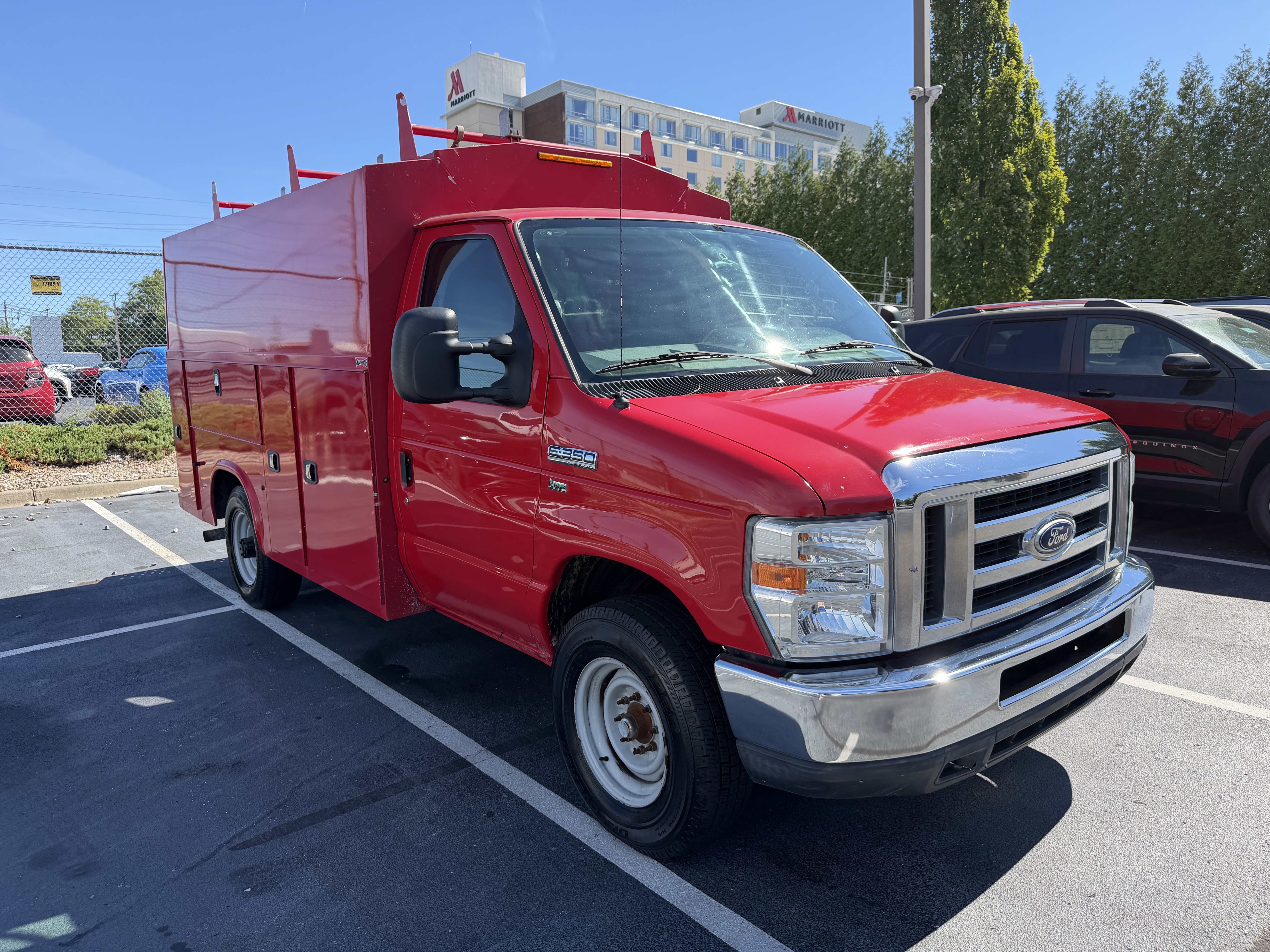 Used 2014 Ford E-350 and Econoline 350 Super Duty w/ Power Windows & Locks Group RWD image 2