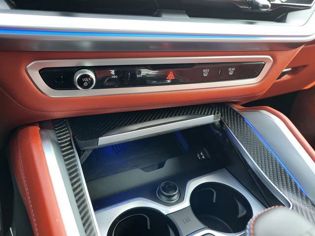 Used 2023 BMW XM w/ M Driver's Package image 18