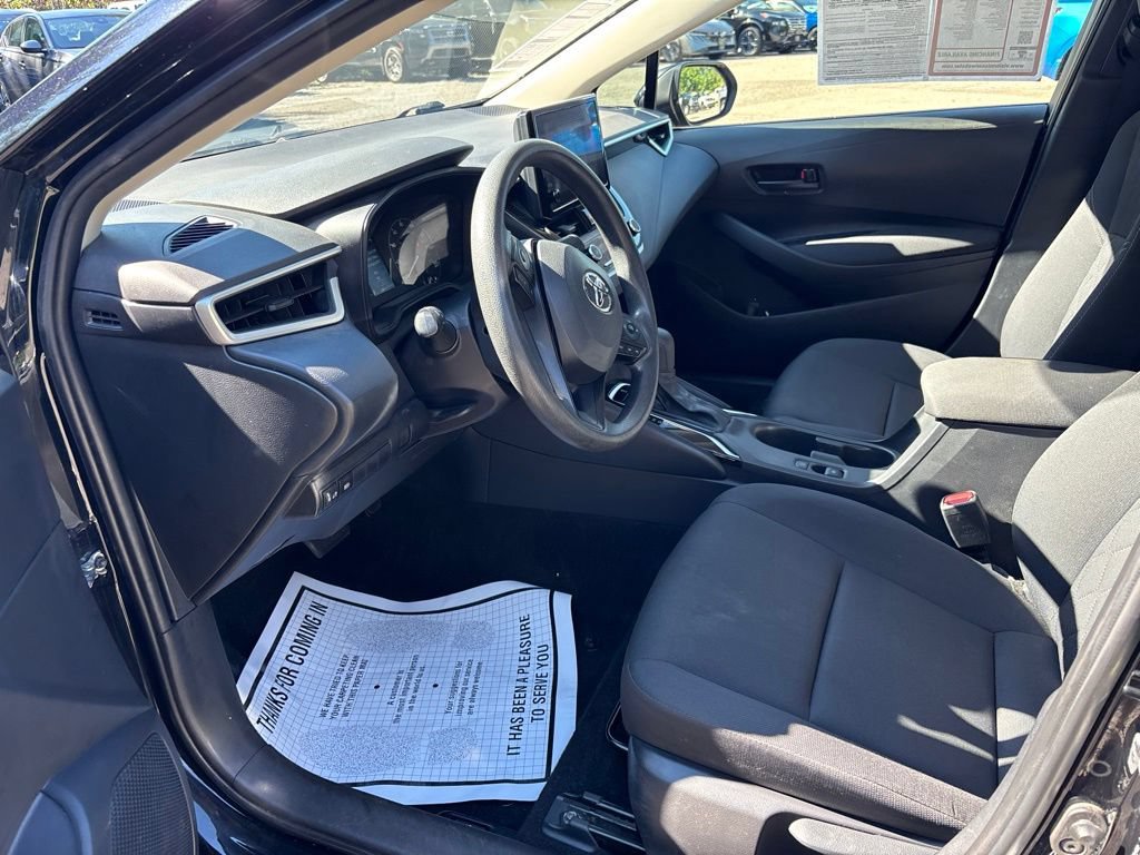 Used 2023 Toyota Corolla LE w/ LE Premium Package FWD image 9