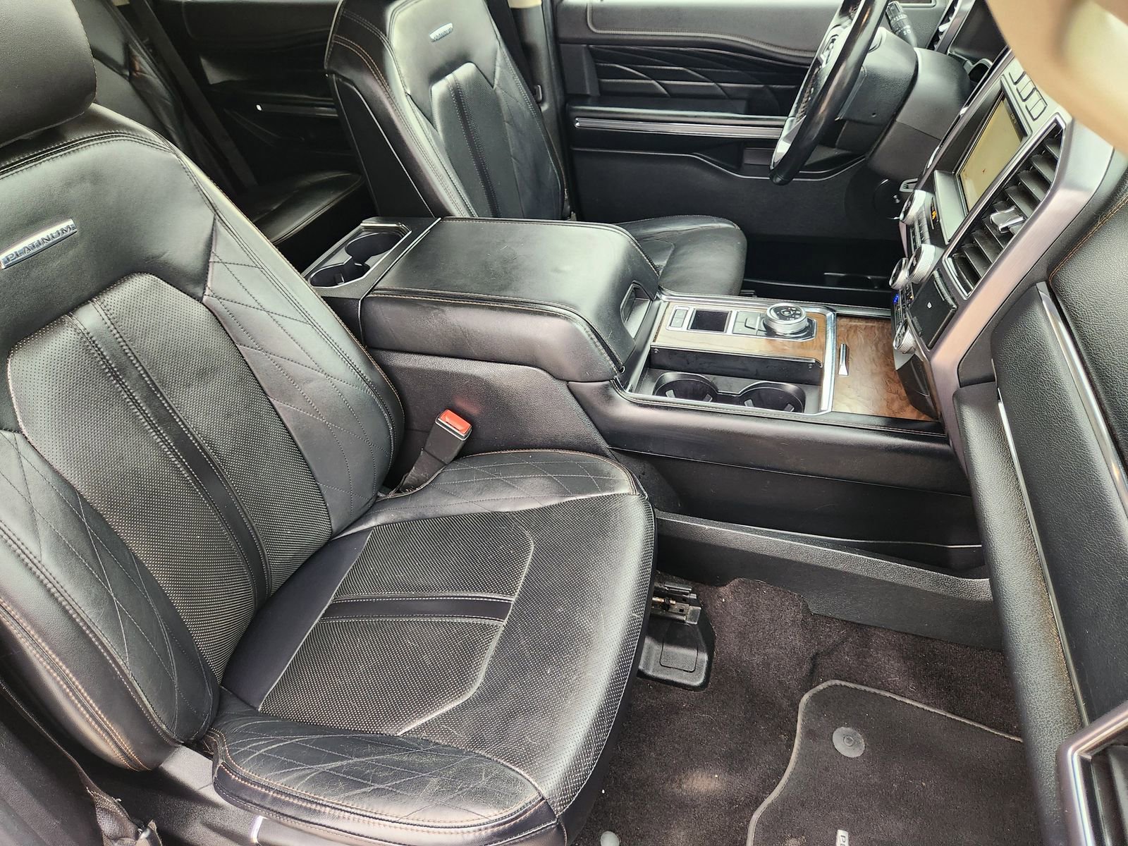 Used 2019 Ford Expedition Platinum RWD image 15
