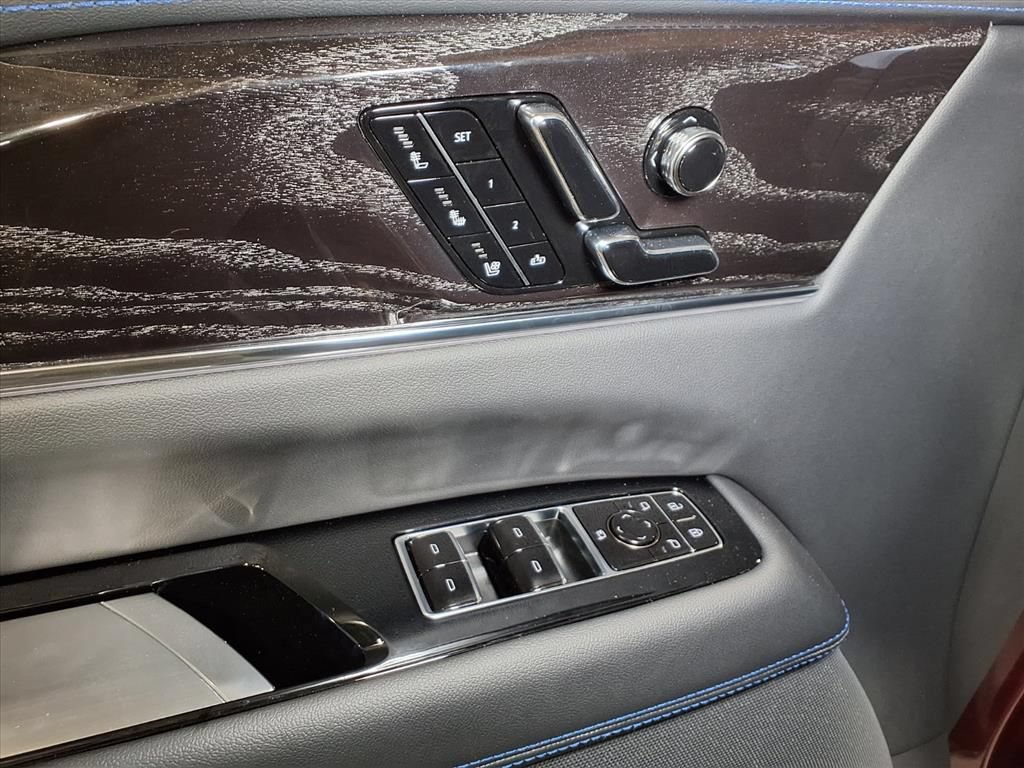 New 2026 Cadillac Escalade IQL Luxury AWD/4WD image 16