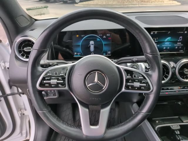 Used 2023 Mercedes-Benz GLB 250 4MATIC image 18