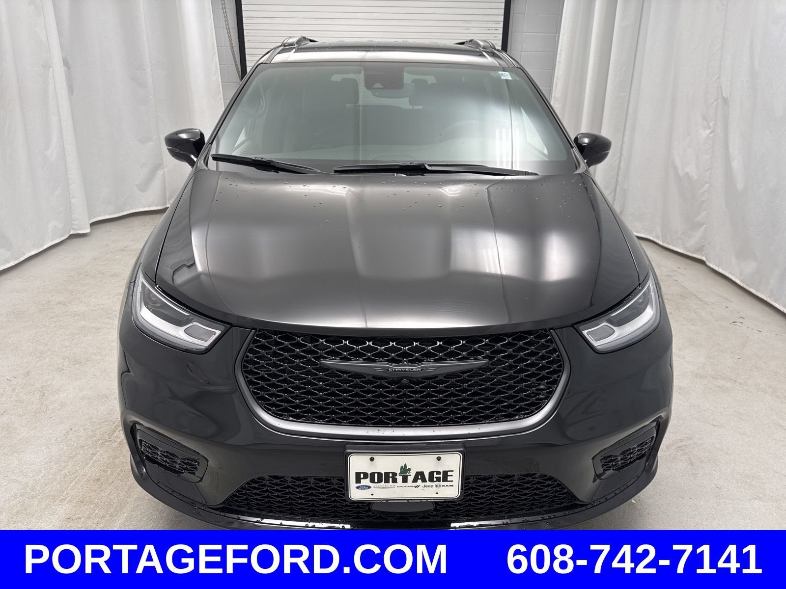 New 2026 Chrysler Pacifica Select w/ S Appearance Package FWD image 6