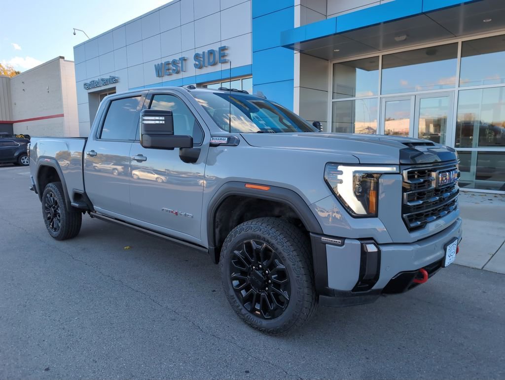 Used 2024 GMC Sierra 2500 AT4 w/ AT4 Premium Plus Package image 2