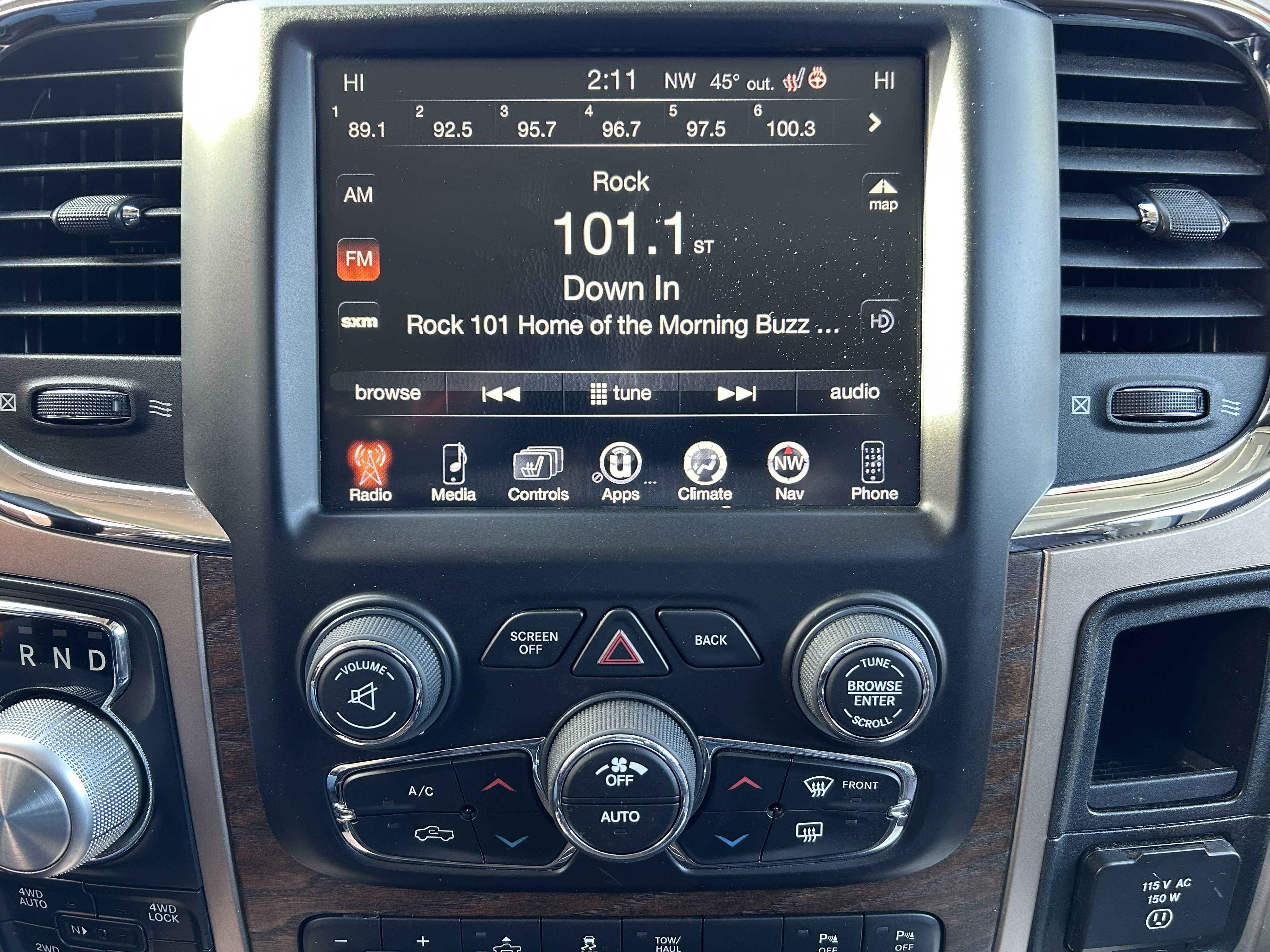 Used 2016 RAM 1500 Laramie Longhorn w/ Convenience Group image 28