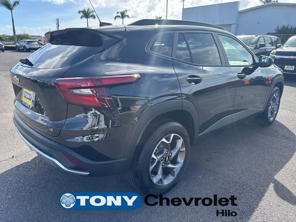 New 2026 Chevrolet Trax LT w/ Driver Confidence Package FWD image 5