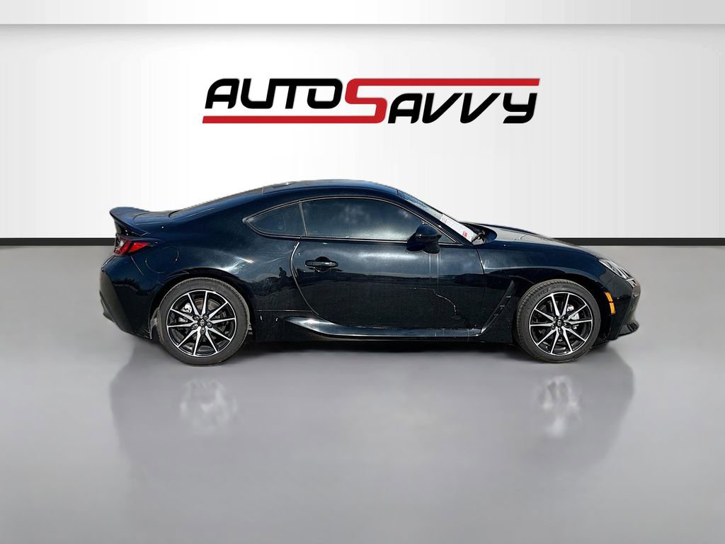 Used 2023 Toyota GR86 Premium image 8