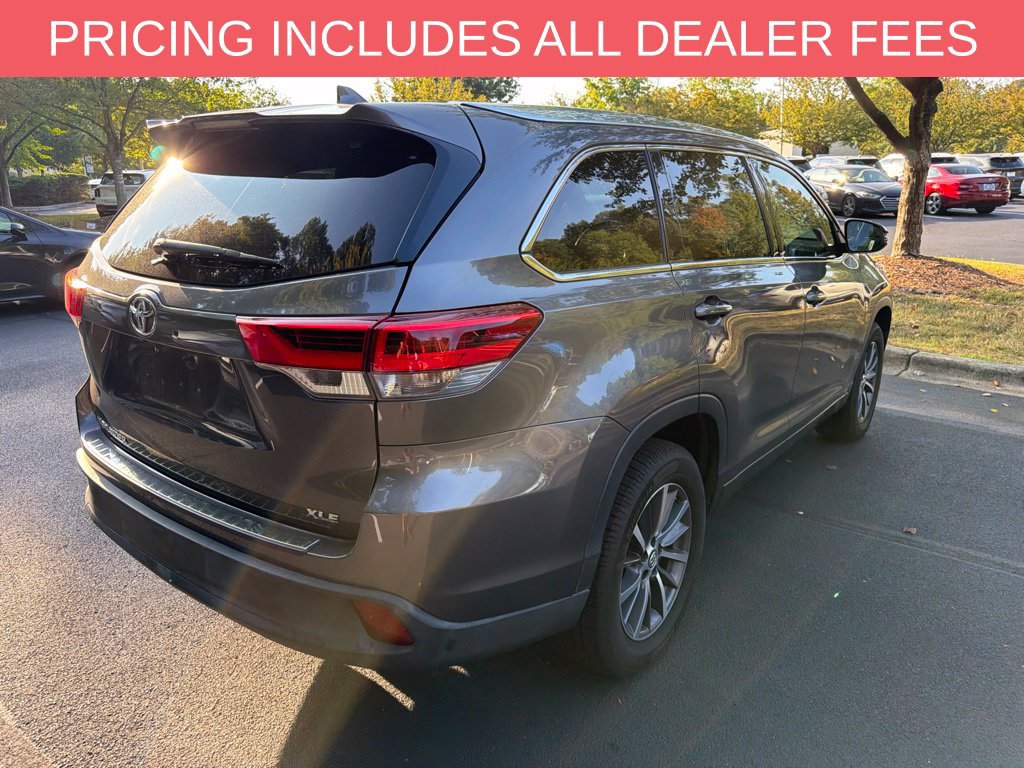 Used 2018 Toyota Highlander XLE FWD image 6