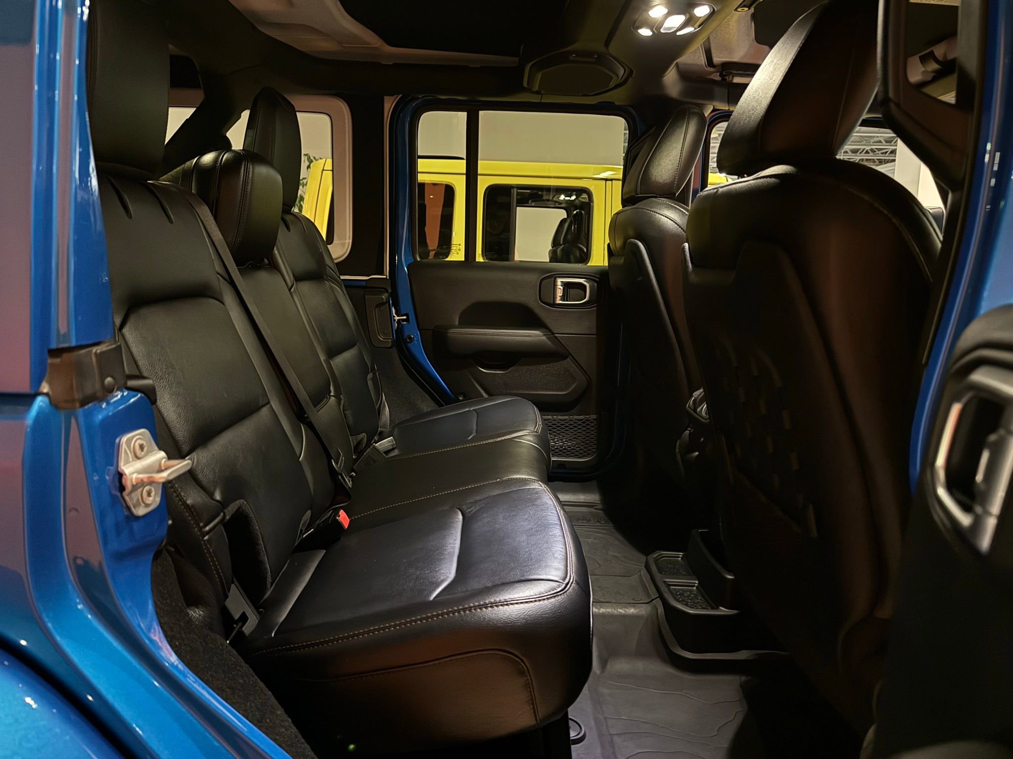 Used 2023 Jeep Wrangler Unlimited Rubicon 392 image 19