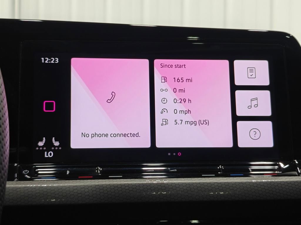 Used 2022 Volkswagen GTI SE image 41