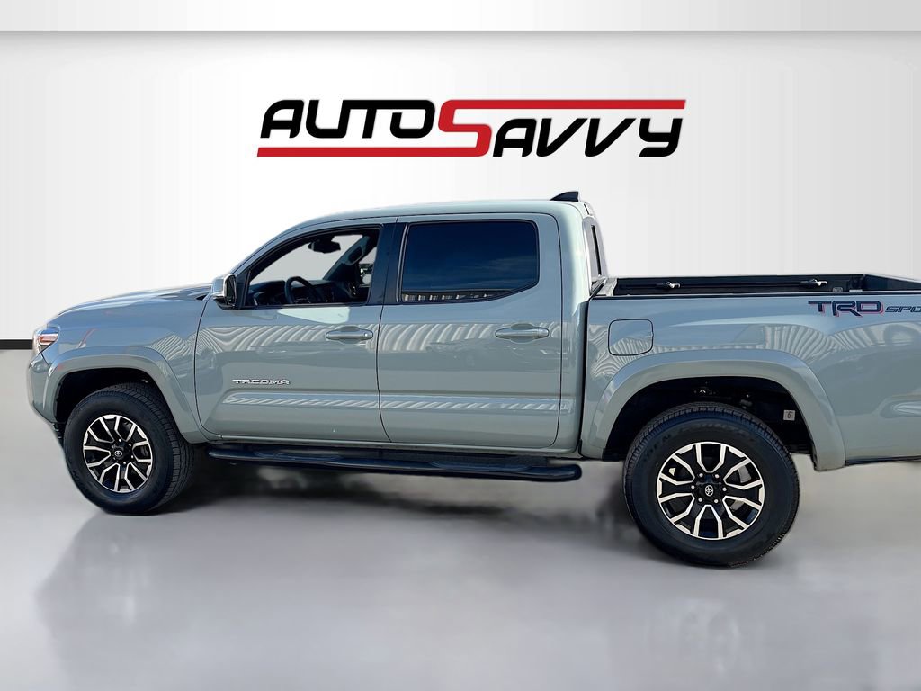 Used 2023 Toyota Tacoma TRD Sport w/ Technology Package RWD image 4
