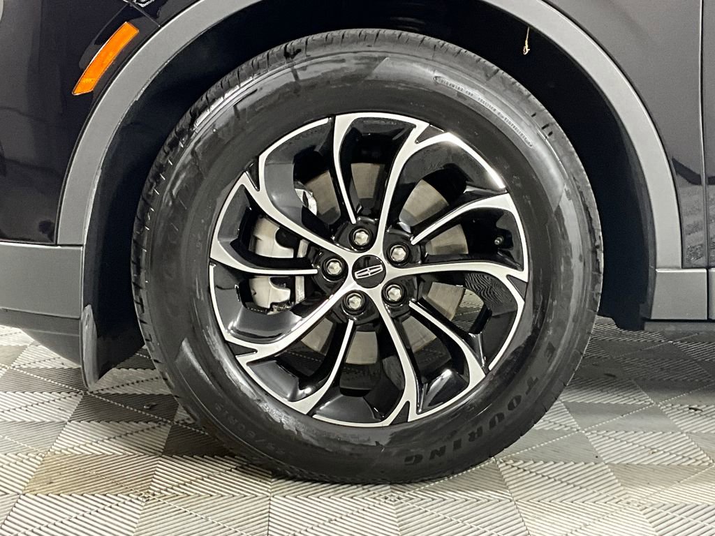 Used 2025 Lincoln Nautilus Premier image 29