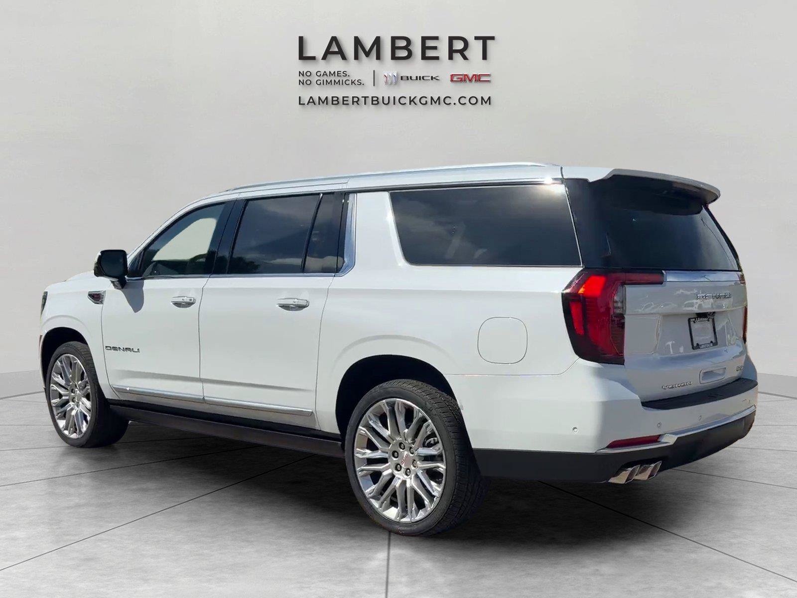 New 2026 GMC Yukon XL Denali w/ Denali Reserve Package AWD/4WD image 3