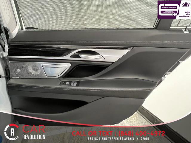 Used 2020 BMW 750i xDrive w/ Executive Package AWD/4WD image 54