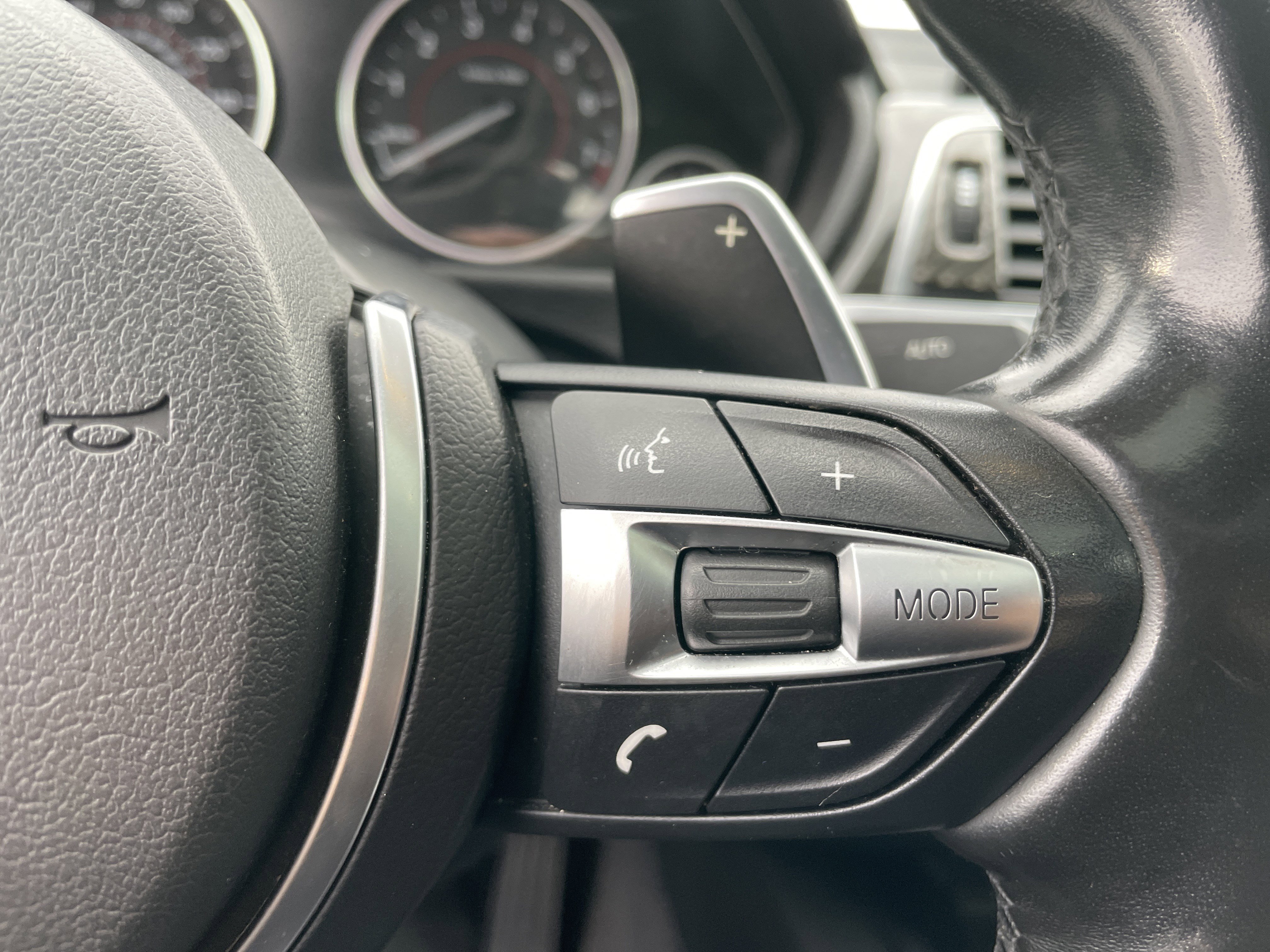 Used 2018 BMW 340i Gran Turismo xDrive image 39