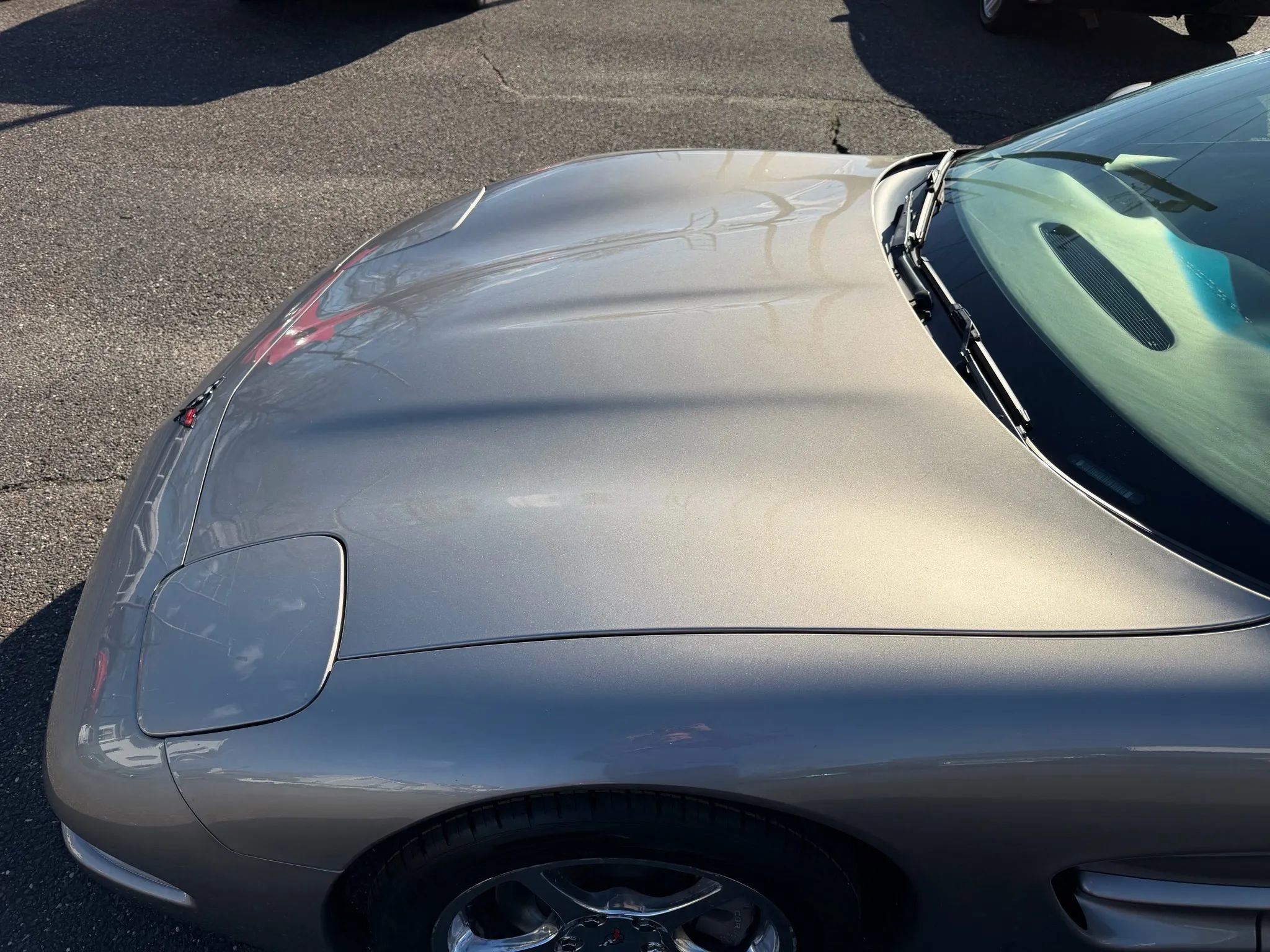 Used 2001 Chevrolet Corvette Coupe w/ Preferred Equipment Group1 image 40