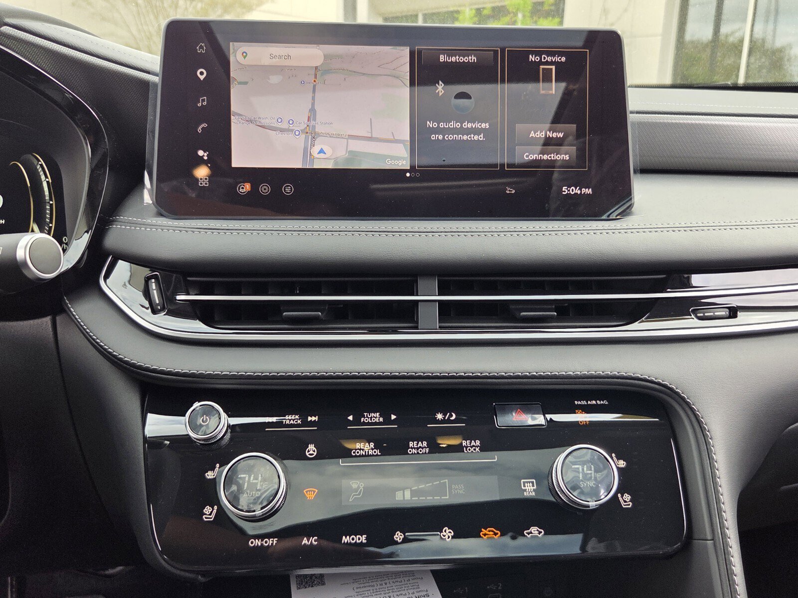 New 2026 INFINITI QX60 Luxe w/ Family Package image 16