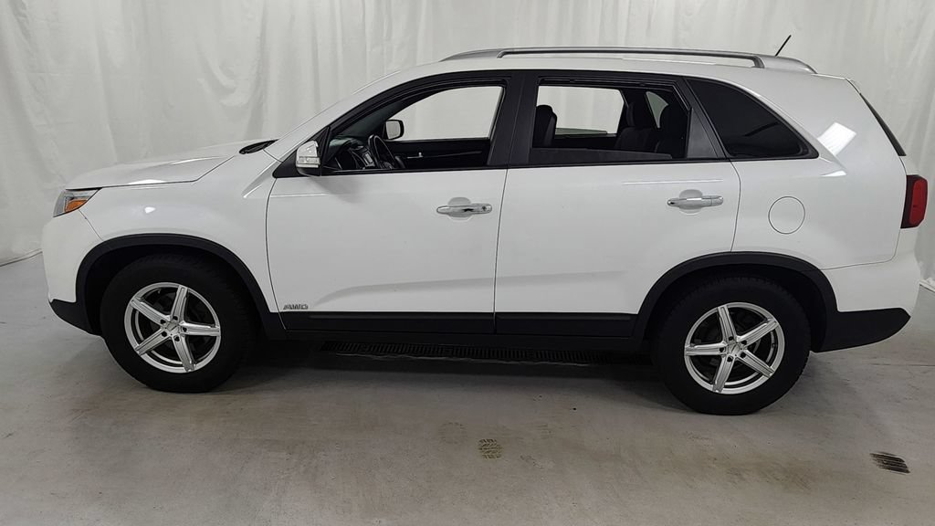 Used 2014 Kia Sorento LX AWD/4WD image 6