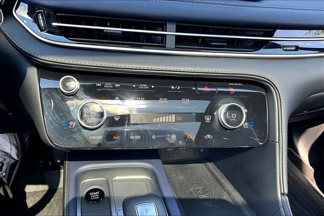 Certified 2026 INFINITI QX60 Sport w/ Dark Cargo Package image 32