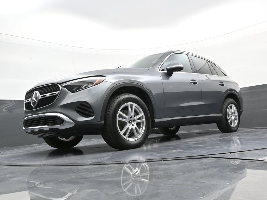 Used 2023 Mercedes-Benz GLC 300 4MATIC image 23
