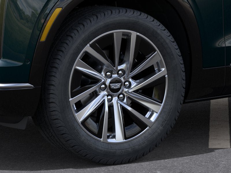 New 2027 Cadillac Vistiq Luxury w/ LPO, Floor Liner Package AWD/4WD image 9
