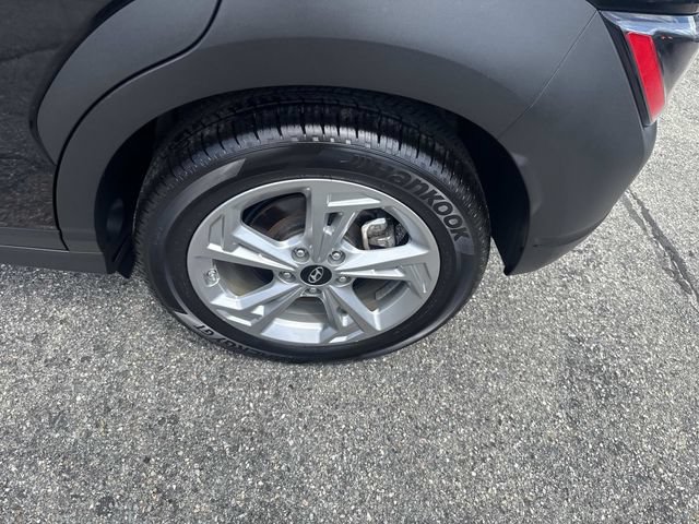 Used 2023 Hyundai Kona SEL AWD/4WD image 13