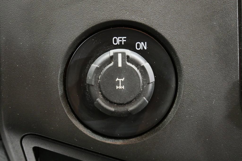 Used 2015 Ford F250 XL w/ Power Equipment Group image 28