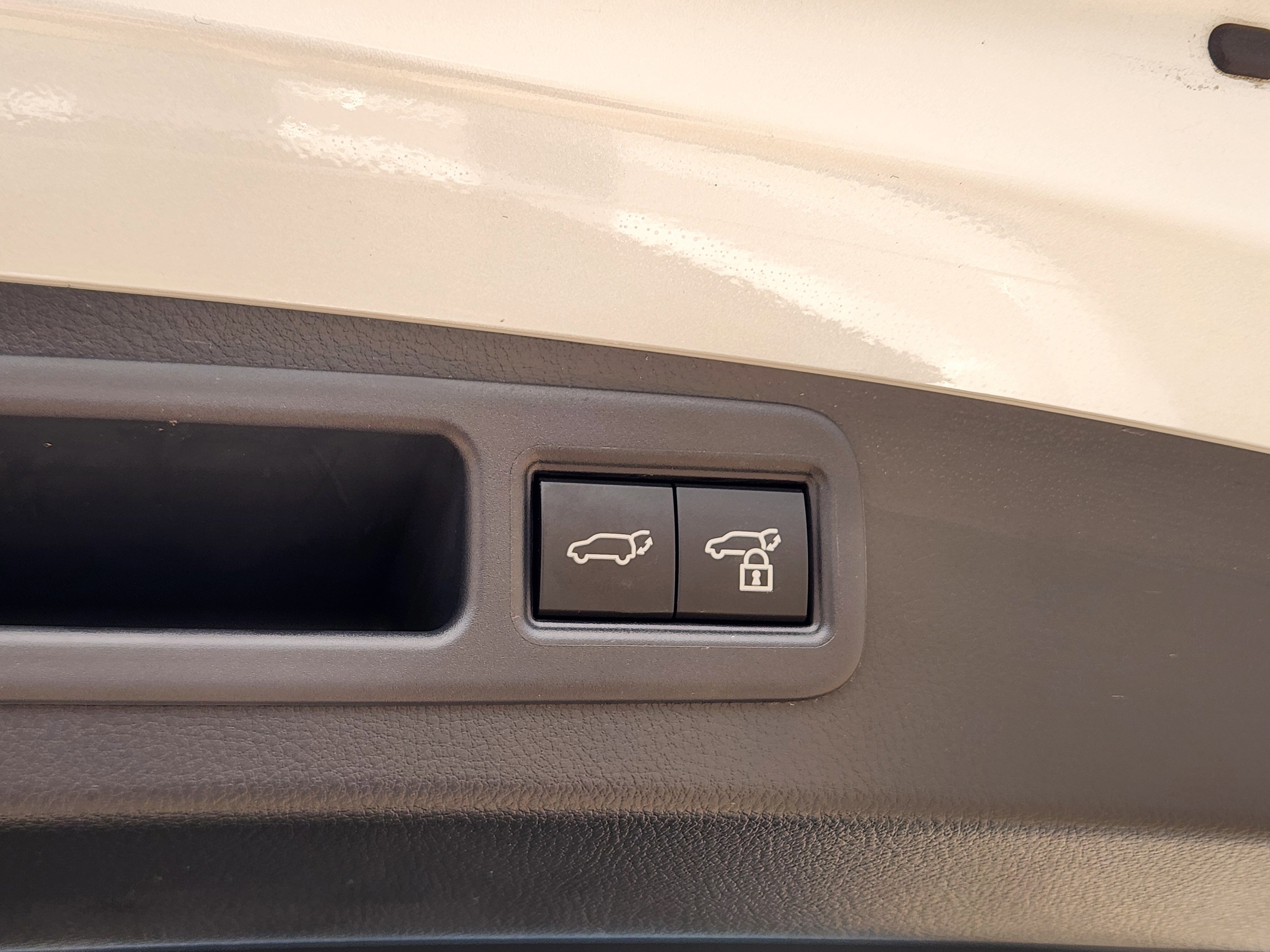 Used 2023 Lexus RX 350 Premium w/ Cold Area Package image 40