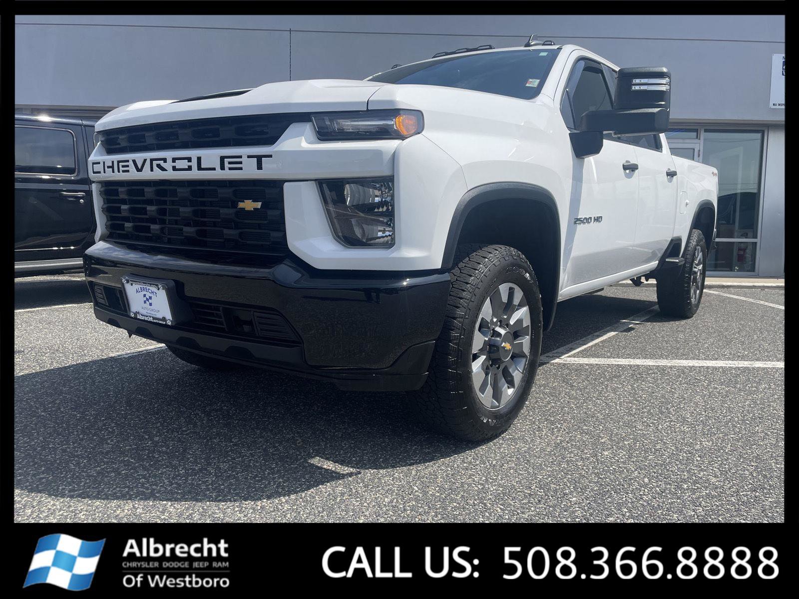 Used 2023 Chevrolet Silverado 2500 Custom w/ Custom Value Package image 1