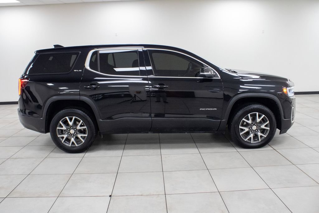 Used 2023 GMC Acadia SLE image 24