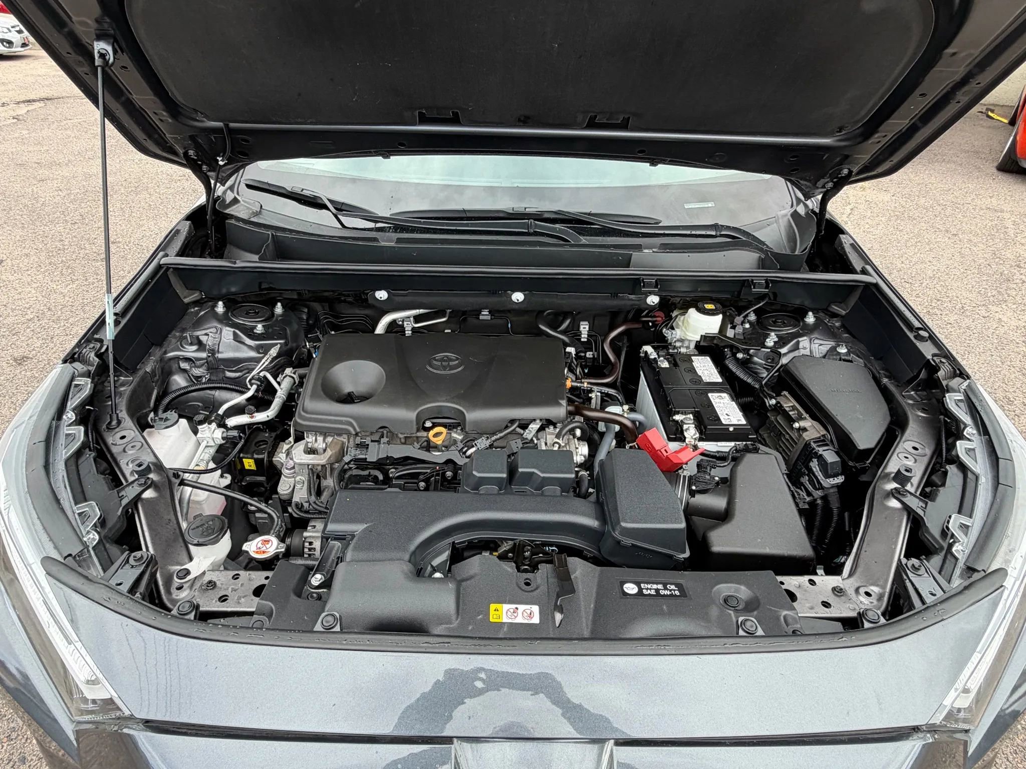 Used 2025 Toyota RAV4 XLE image 41